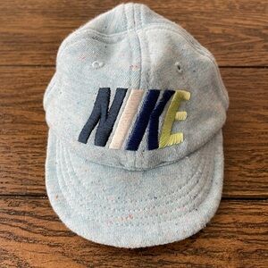 EUC Nike newborn Infant French Terry Baseball Soft Cap